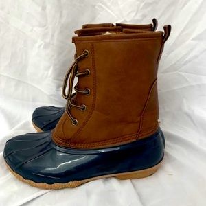Brown/Blue Laced-Up Duck Boot
